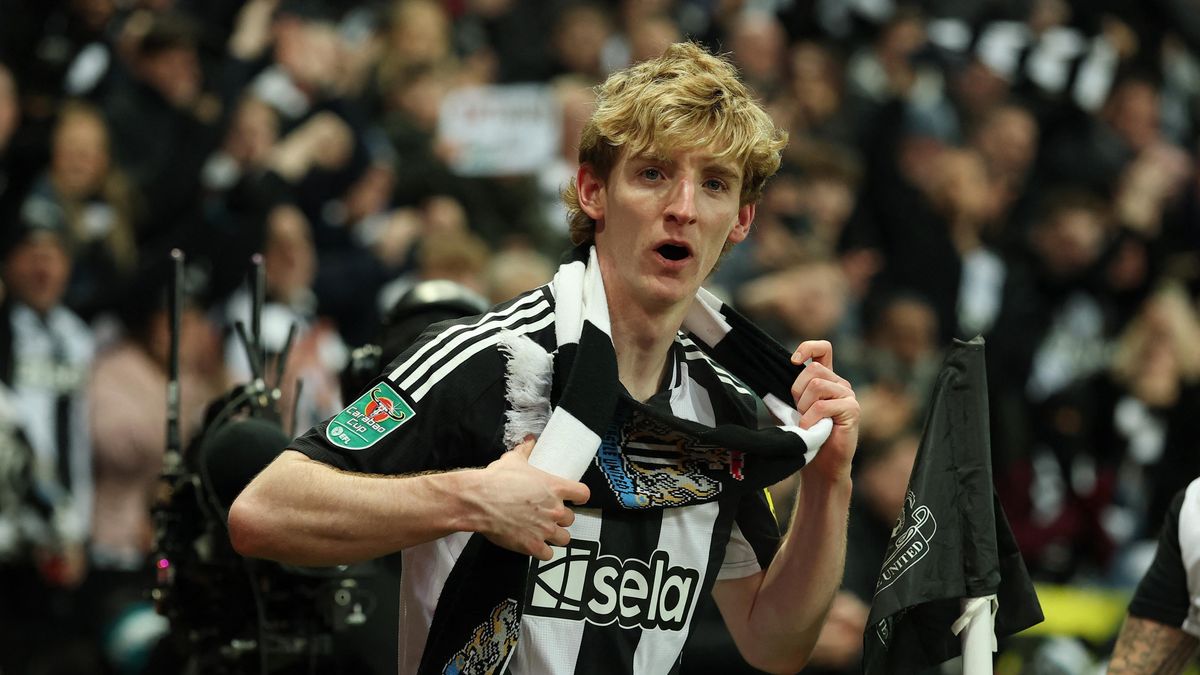 Fotbalisté Newcastlu zdolali Arsenal i v odvetě a jsou ve finále Ligového poháru