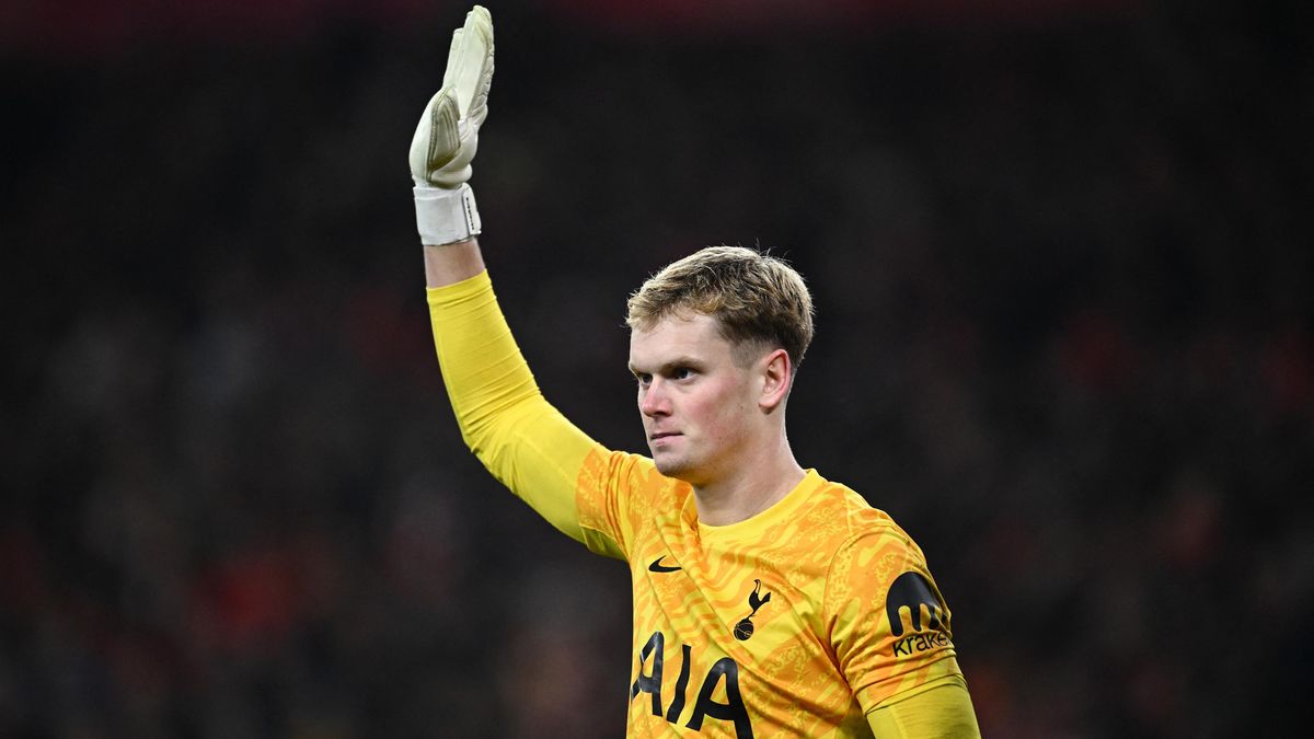 Kinský si s Tottenhamem finále anglického Ligového poháru nezahraje
