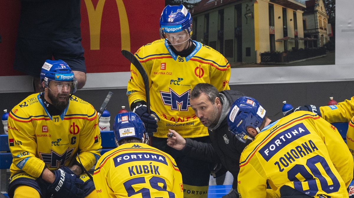 Viróza dál řádí, Motor před play off v problémech. Tohle jsem ještě nezažil, posteskl si útočník