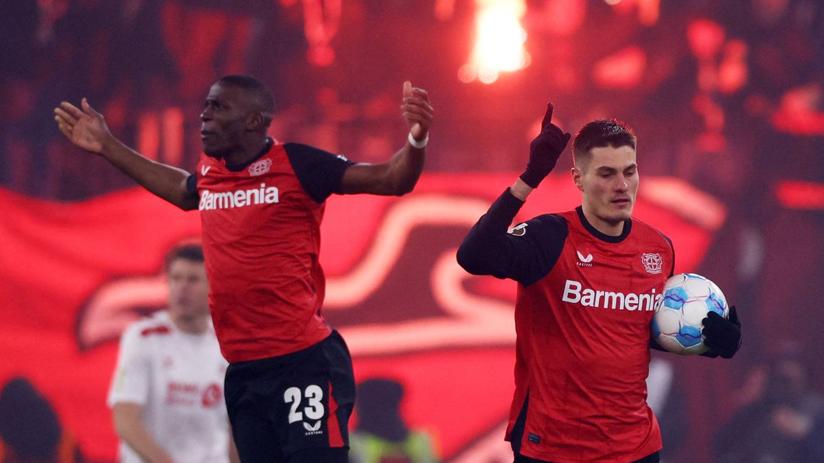 Schick zařídil Leverkusenu prodloužení, drama pokračuje