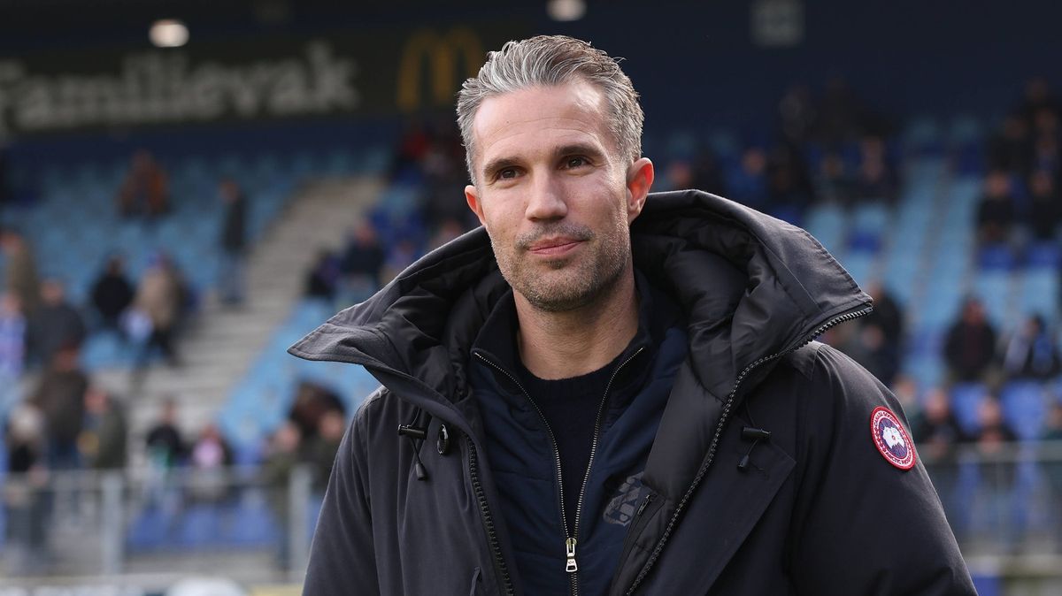 Hvězdná náhrada za Priskeho. Feyenoord povede Van Persie