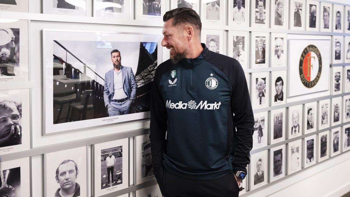 Feyenoord bez trenéra Priskeho vyzve AC Milán