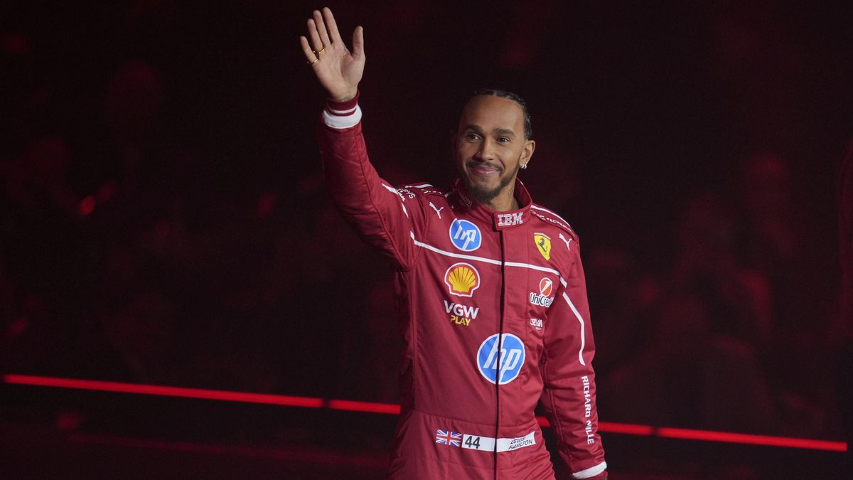 Hamilton se před usednutím do nového vozu cítí plný života
