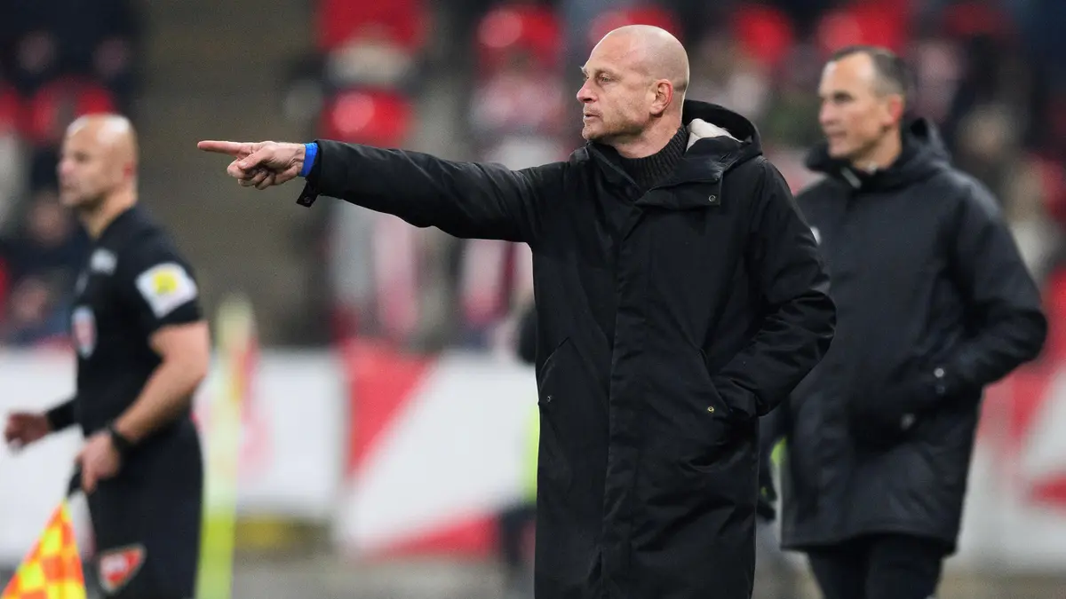 Coach Fired: Czech Republic to Champions League Clash