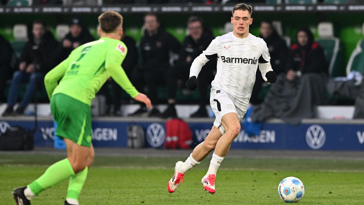 Leverkusen pouze remizoval na půdě Wolfsburgu, na vedoucí Bayern ztrácí už osm bodů
