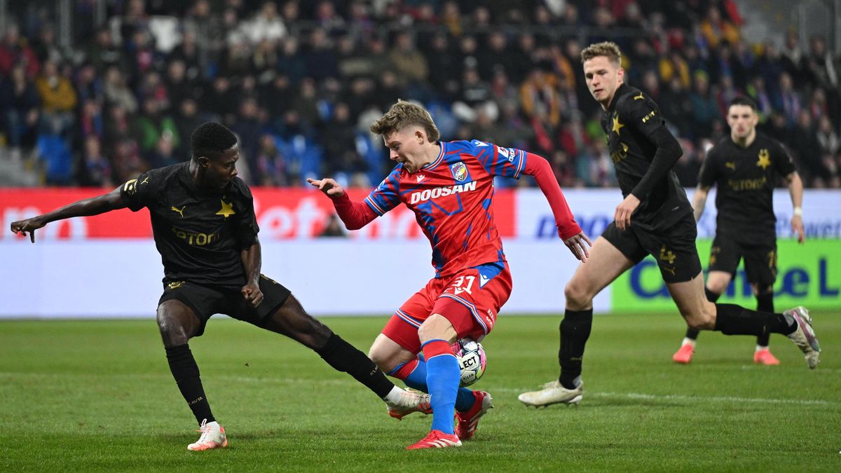 Budoucnost ligové hvězdy. Slavia se ptala na Šulce, on i Plzeň čekají na cizinu