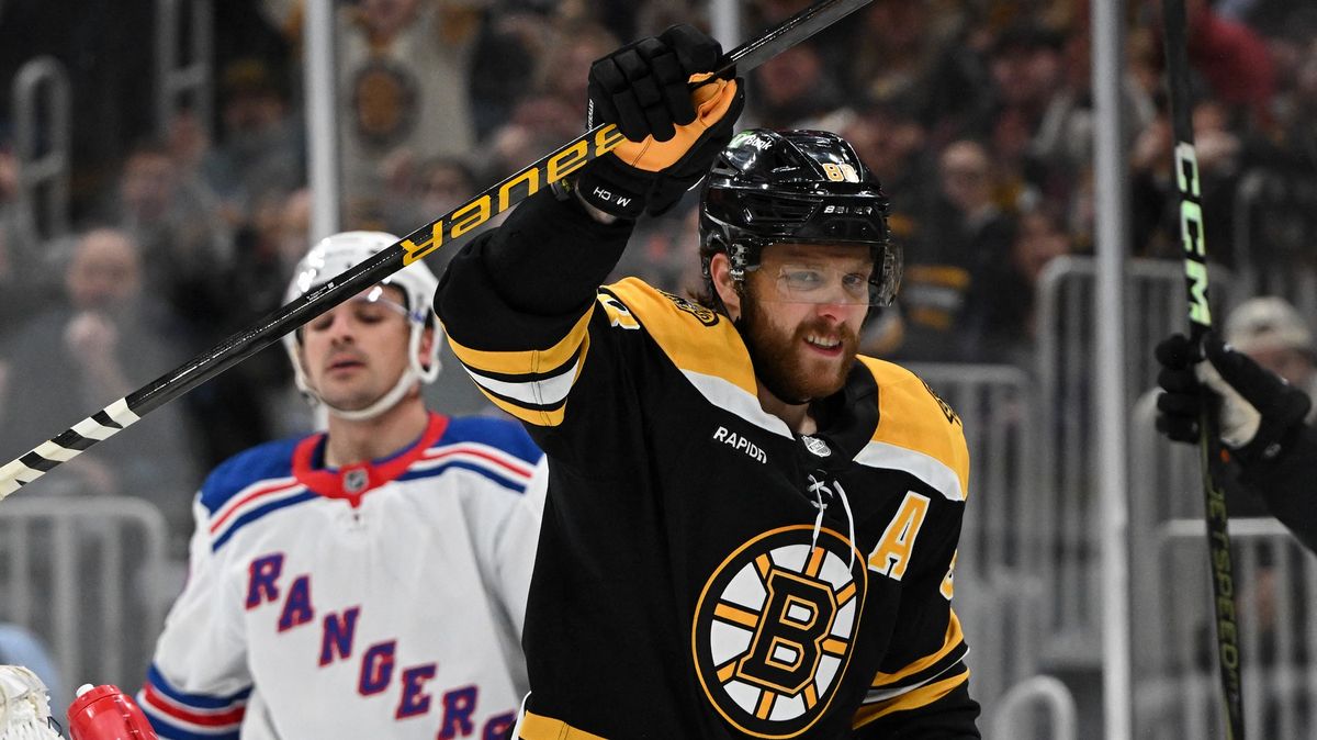 Fantastický Pastrňák zničil Rangers hattrickem! Zářil i Zacha
