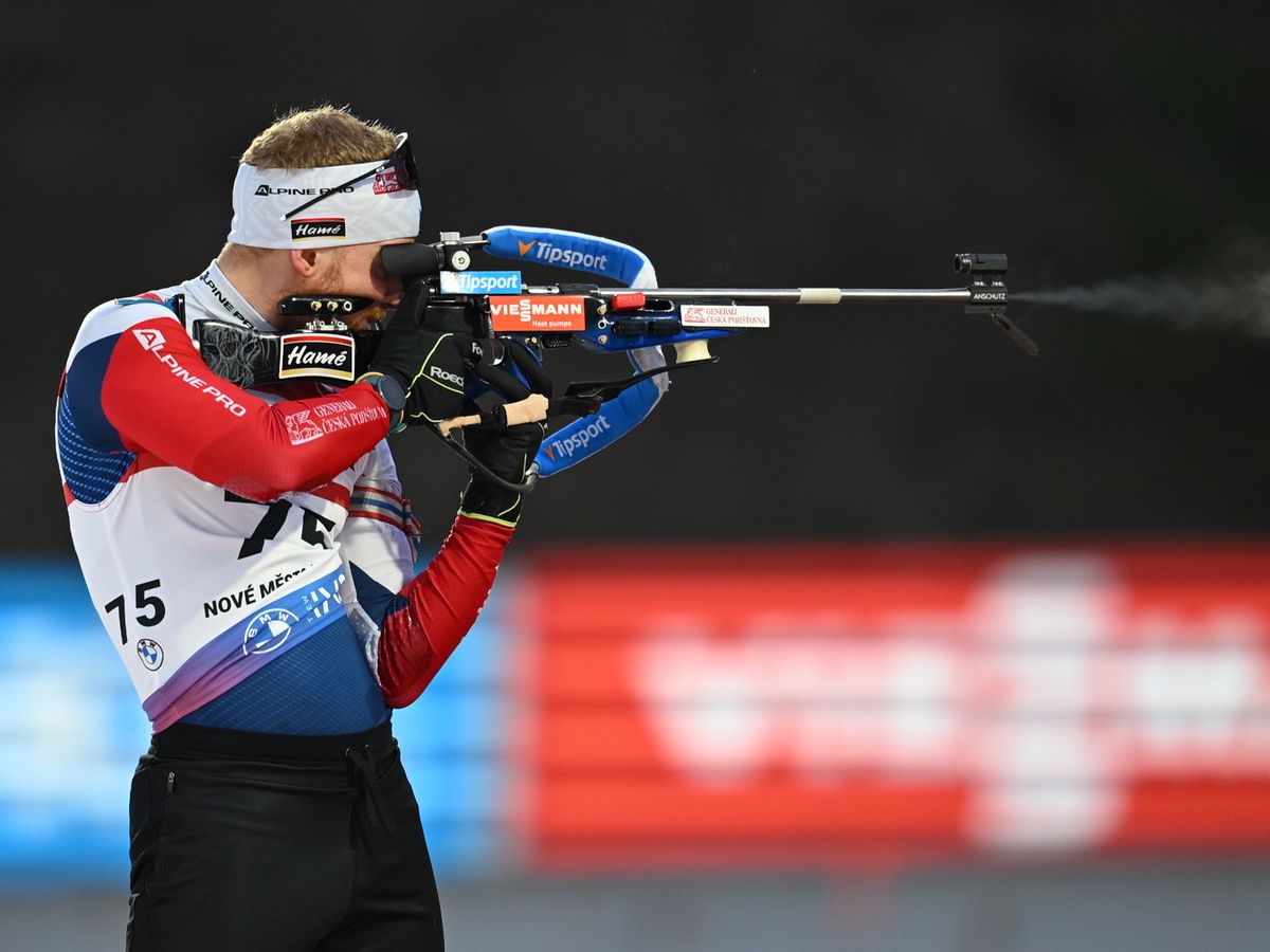 Czech Competitors Prepare for MS Biathlon Online: Showcasing Endurance and Skill in Virtual Arena