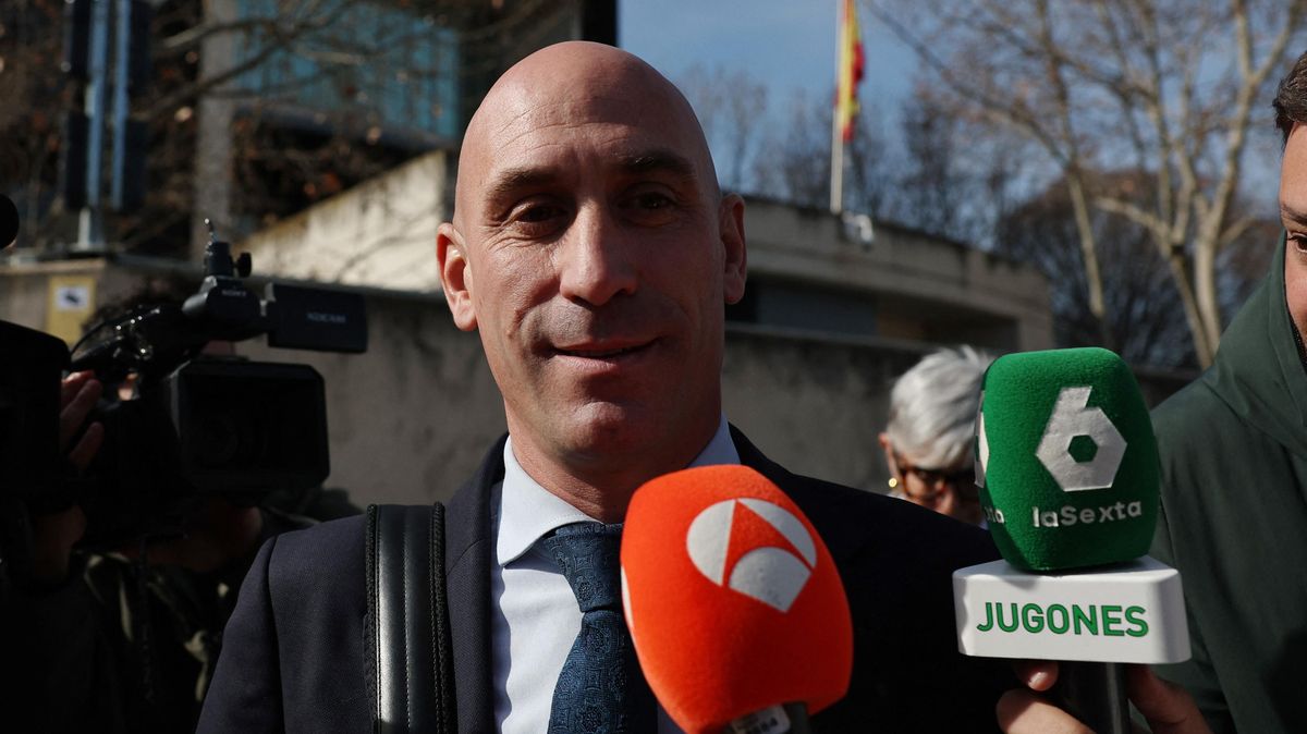 Rozhodnuto. Rubiales je vinen, že políbil hráčku bez jejího souhlasu
