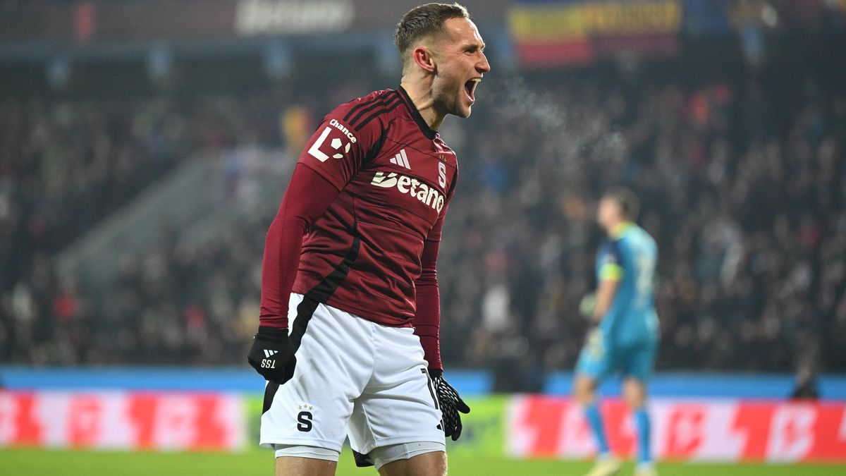 Rozjetá Sparta vyrazí do Olomouce, Baník hraje v Budějovicích