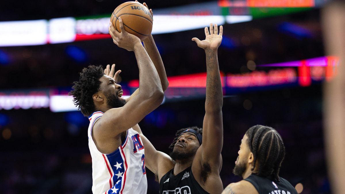 Hvězdný pivot Embiid kvůli problémům s kolenem přijde o zbytek sezony NBA