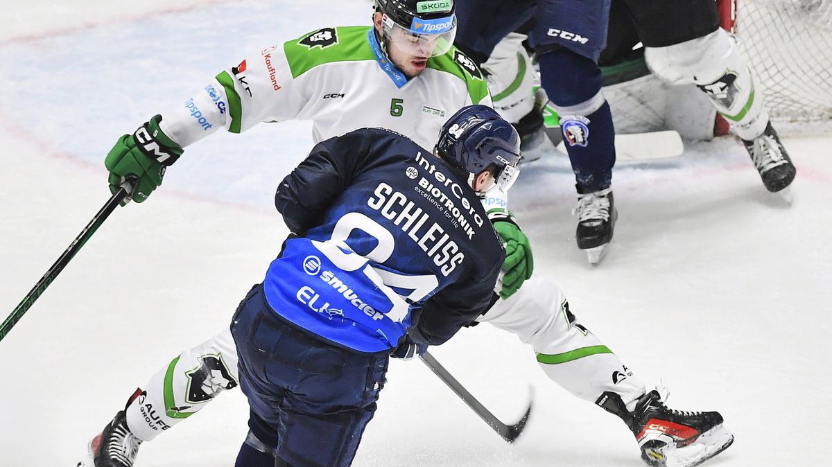 Plzeň nad propastí. Nehrajeme play off hokej, lamentuje Měchura