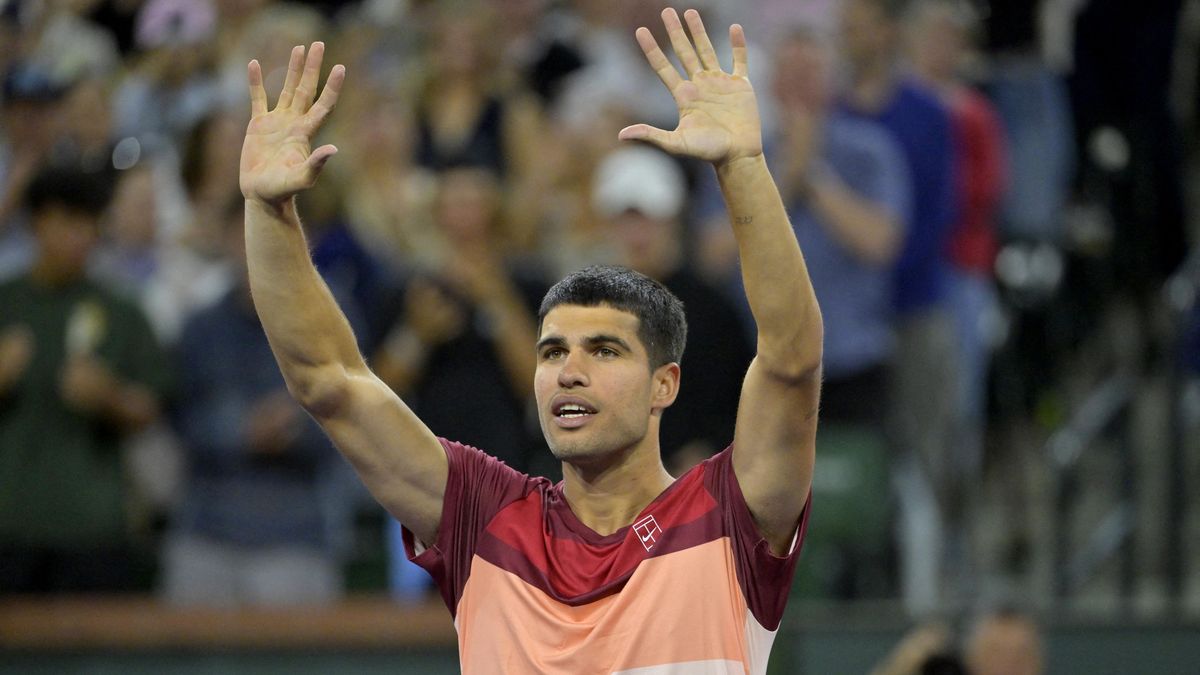 Alcaraz postoupil v Indian Wells do osmifinále a dál útočí na hattrick
