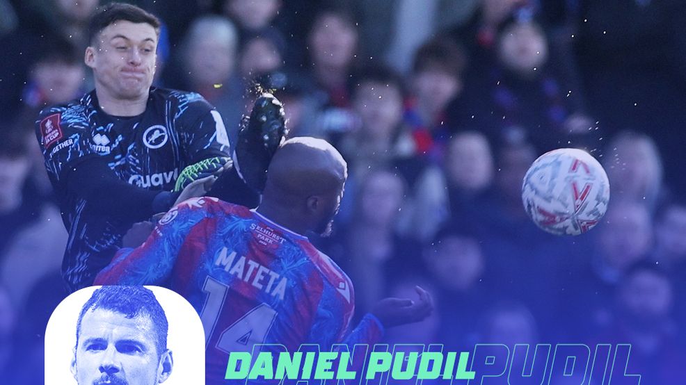 MADE IN ENGLAND: Zákrok brankáře Millwallu byl na kriminál. United? Katastrofa