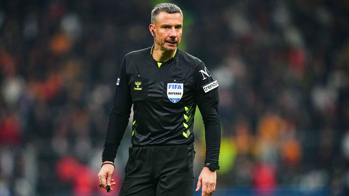 Renomovaný sudí píská duel Leverkusenu v Lize mistrů. Před lety byl zatčen na drogovém večírku