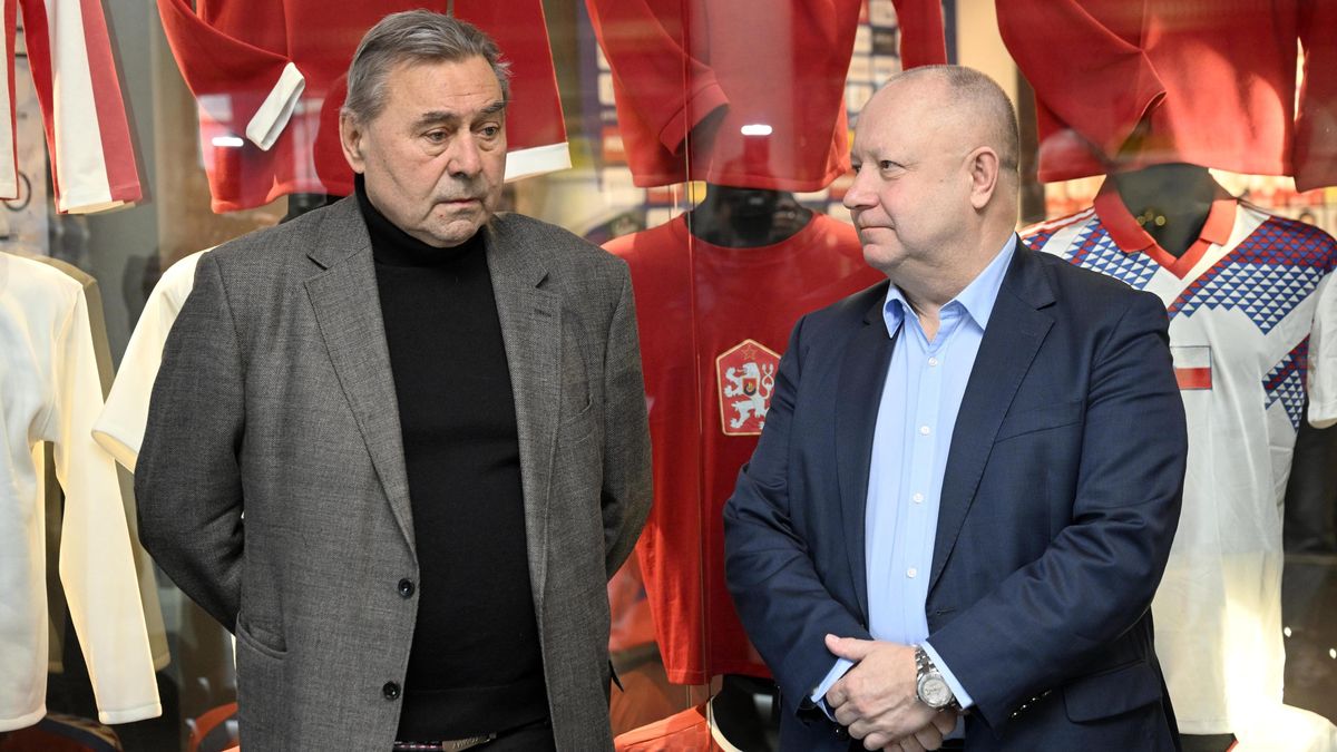 Čtyři góly Slavii, výjimečný Masopust a obavy o Zbrojovku. Nový člen Síně slávy vypráví