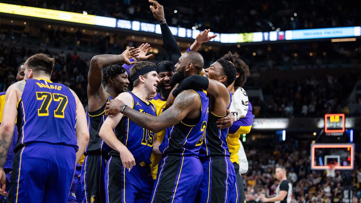 LeBron rozhodl v poslední sekundě, zářili i Dončič s Jokičem