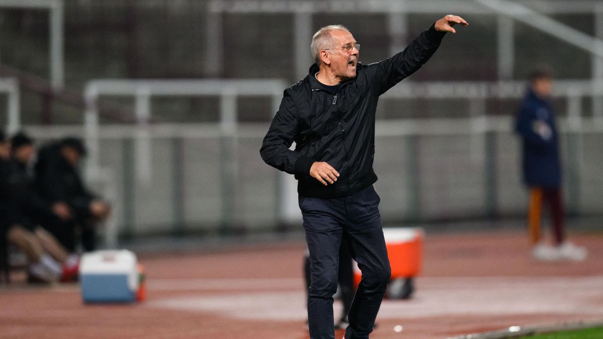 Rada: Nikdo neřeší, že Svozil má po Slavii přetržený kotník. Budu chtít mluvit s komisí rozhodčích