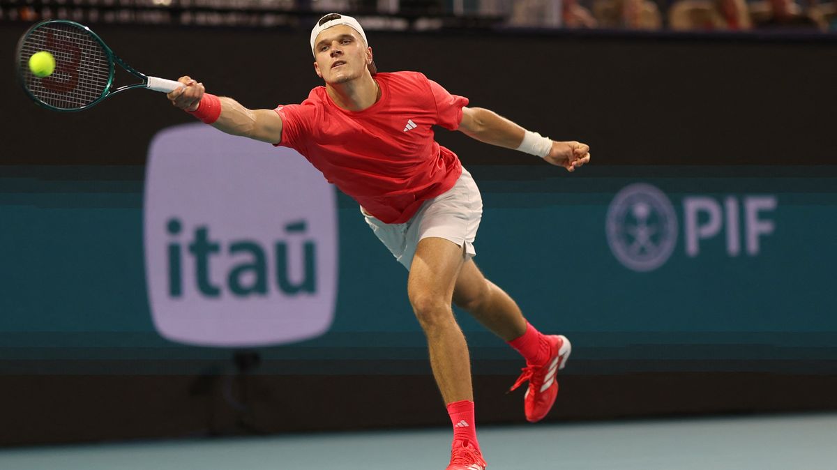 Menšík jde do životní bitvy. Od titulu v Miami ho dělí idol Djokovič