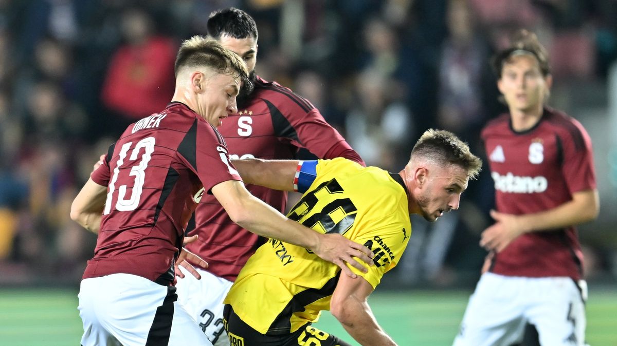 Brnu uškodilo hloupé vyloučení opory. Tohle se v naší situaci nesmí stávat, štvalo trenéra