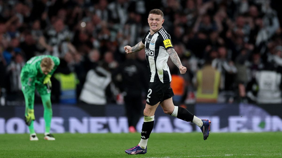 Newcastle poprvé vyhrál Ligový pohár. Porazil obhájce trofeje Liverpool