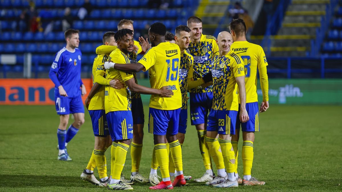 Lídr druhé fotbalové ligy Zlín zvítězil 3:1 na Žižkově, rozhodl po změně stran