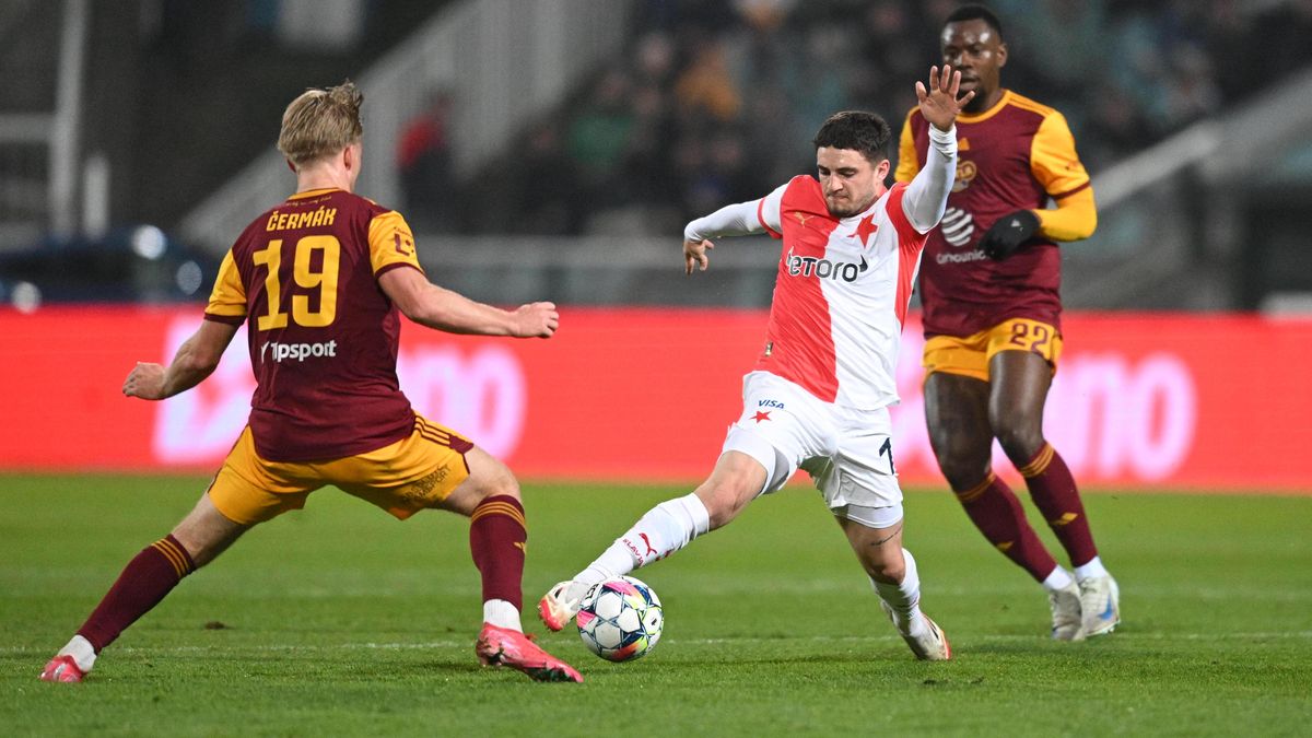 Dukla po vynikajícím výkonu remizovala se Slavií