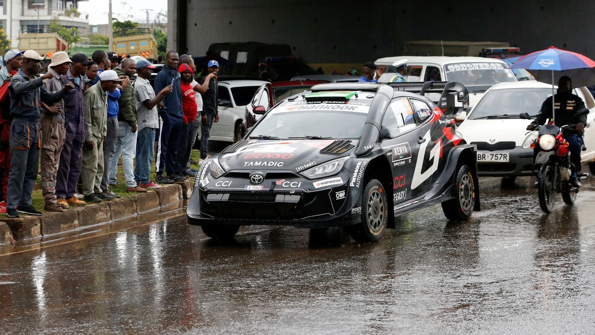 Evans využil Tänakových problémů a vede Safari rallye