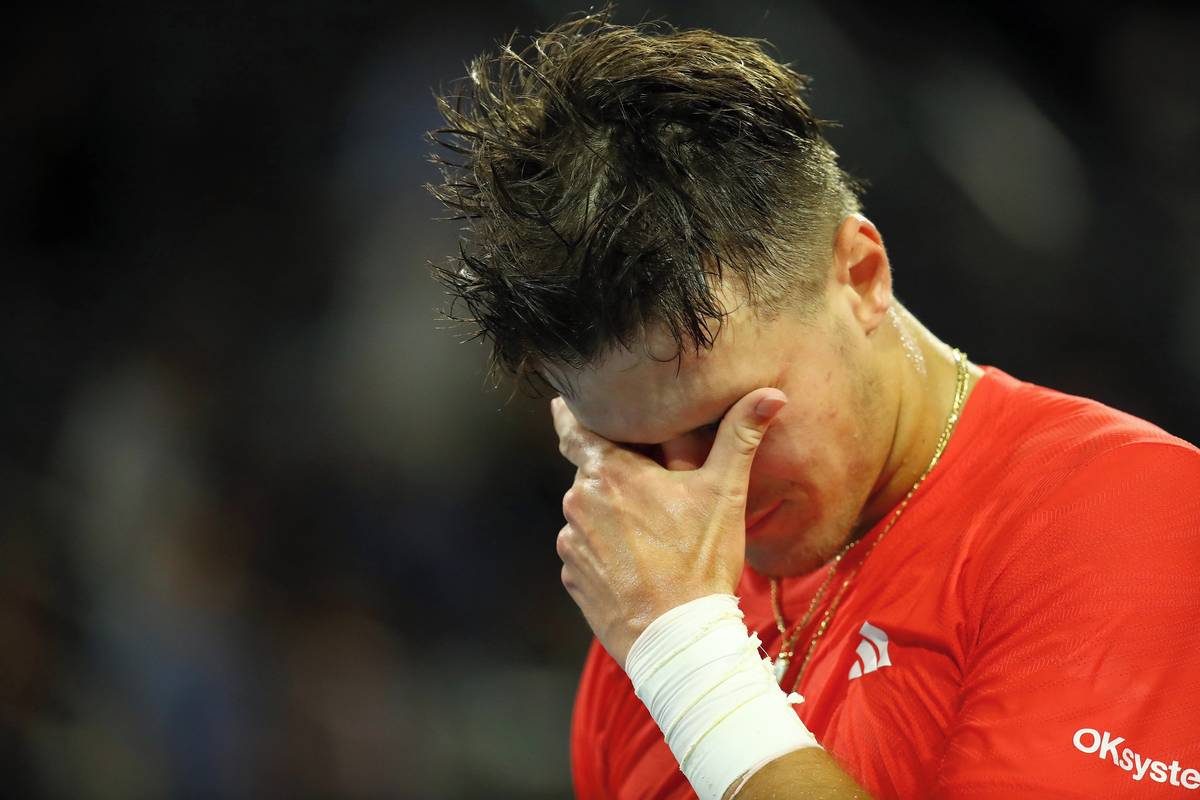 Devatenáctiletého vítěze zaplavila vlna emocí.