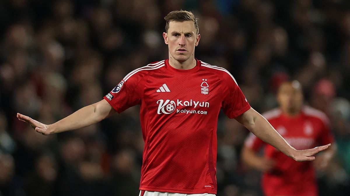 Vysoká pokuta platí. Klub z Premier League zaplatí za kritiku rozhodčích přes 22 milionů korun