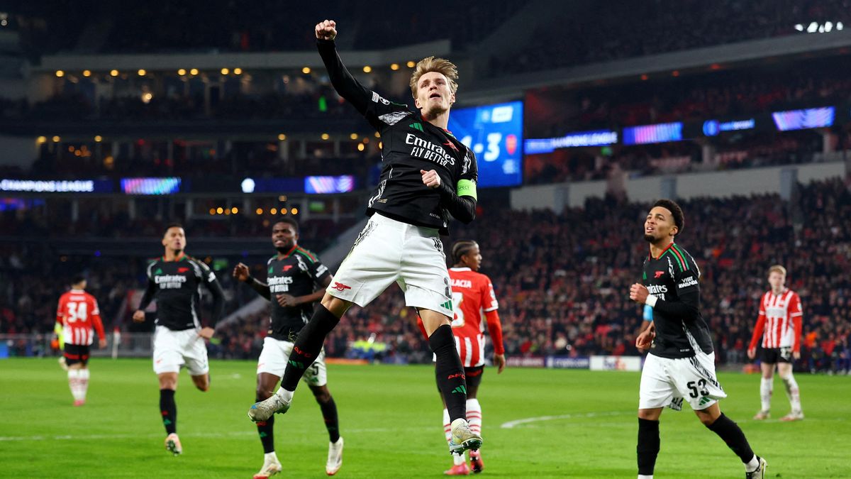 Anarchie a historický debakl. Arsenal v Lize mistrů vylepšil rekordy