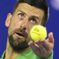 Je to právě Novak Djokovič, díky kterému začal Jakub Menšík s tenisem, před třemi lety společně trénovali v Bělehradě.