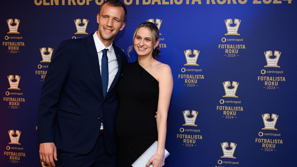 Souček dohnal Nedvěda. Kapitán reprezentace ovládl počtvrté anketu Fotbalista roku