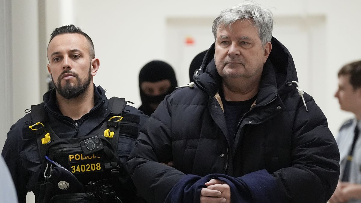 Jansta z vazby rezignoval na post předsedy basketbalové federace