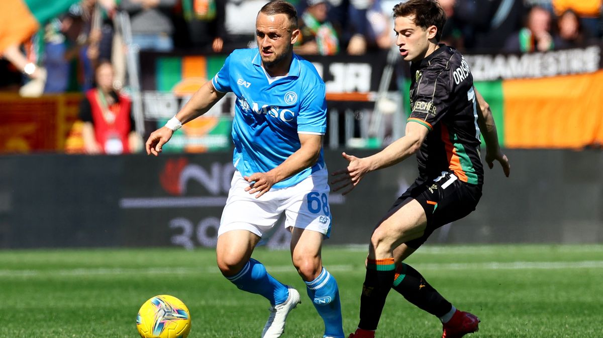 Nejlepším slovenským fotbalistou roku je znovu Lobotka z Neapole