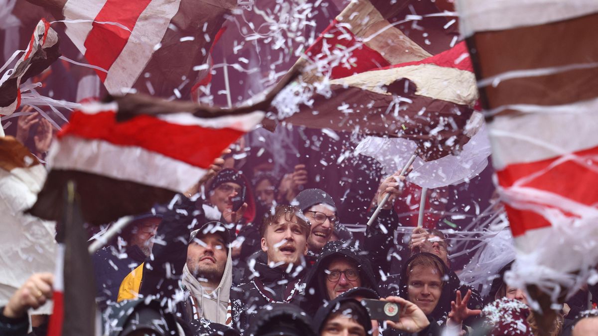 Brankář Hoffenheimu pomohl hrubkou St. Pauli ukončit čekání na výhru