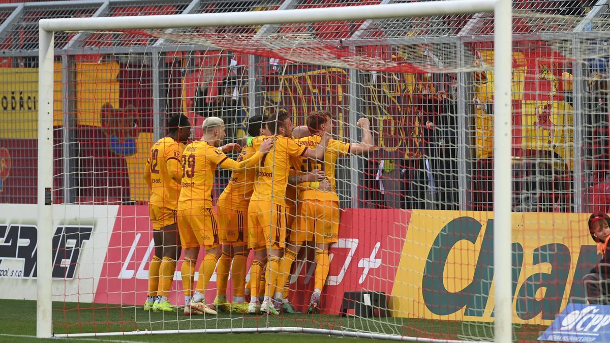Paukner mizí, Dukla má nového majitele