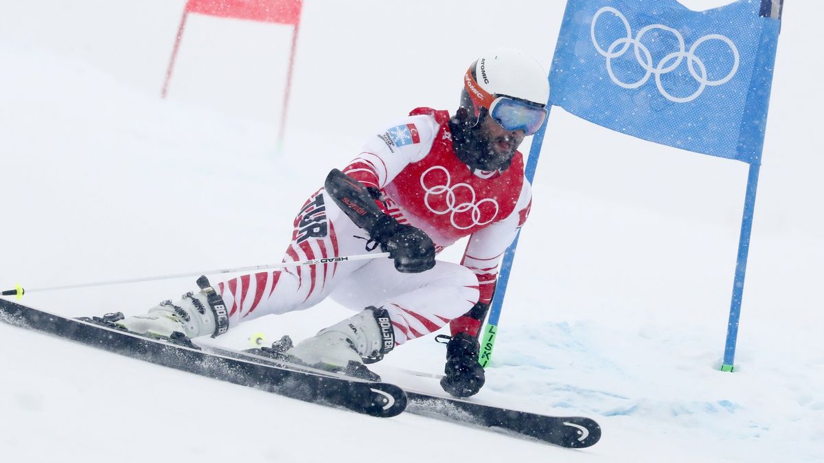 Strašná tragédie zasáhla lyžařský svět. Olympijský reprezentant s otcem uhořeli v hotelu