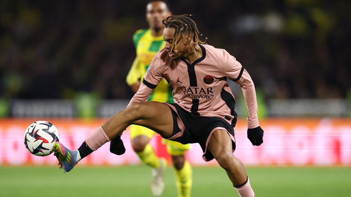 Fotbalisté PSG přišli o vítěznou sérii, ale dál procházejí ligou bez porážky