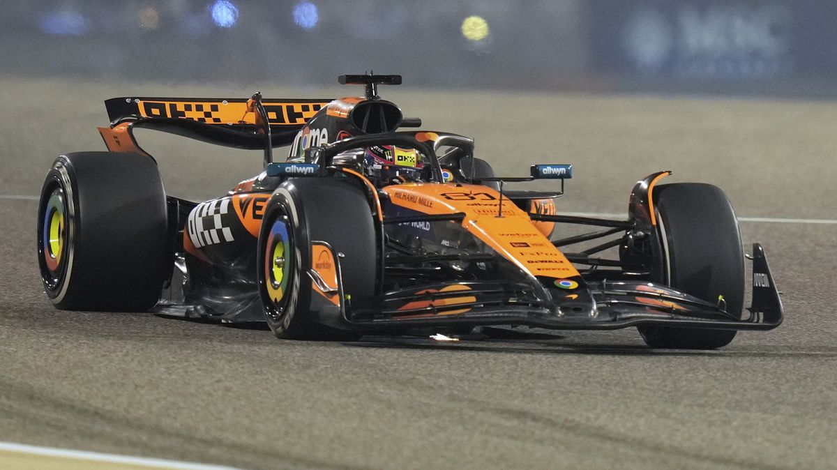 Kvalifikaci v Bahrajnu vládly McLareny. Vyhrál Piastri, v první řadě ho na startu doplní Russell