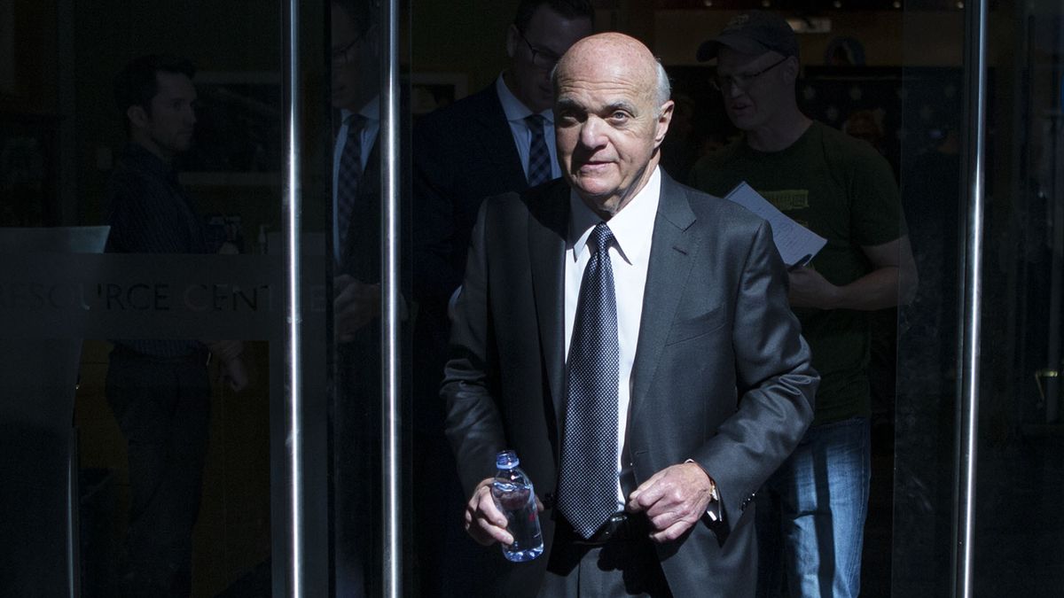 U hokejistů NY Islanders skončil generální manažer Lamoriello