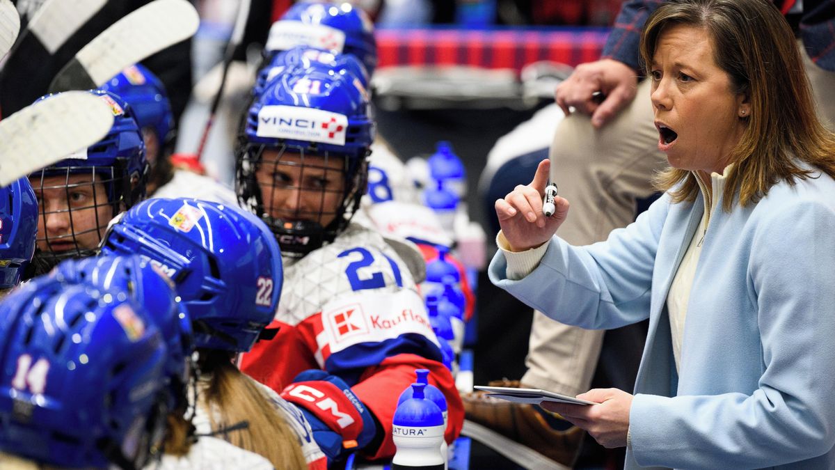 Olympiáda není jen o sportu. Hráčkám budeme připomínat, že žijí svůj sen, říká trenérka MacLeodová