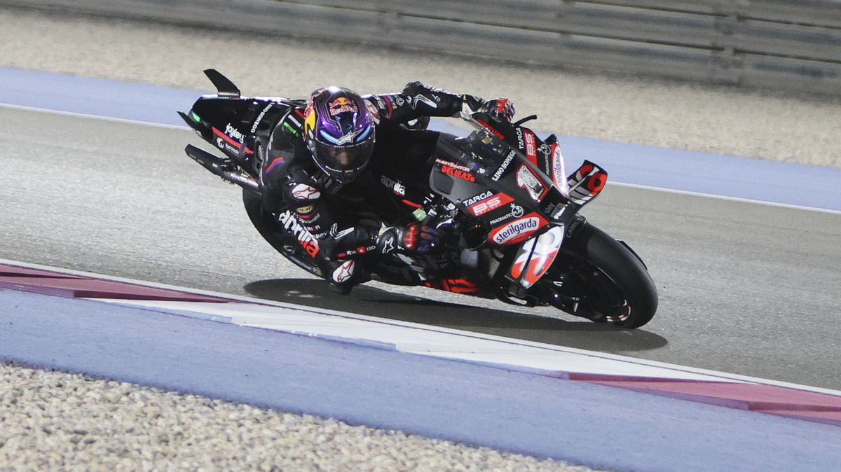 Mistr světa MotoGP Martín má po pádu zlomených jedenáct žeber