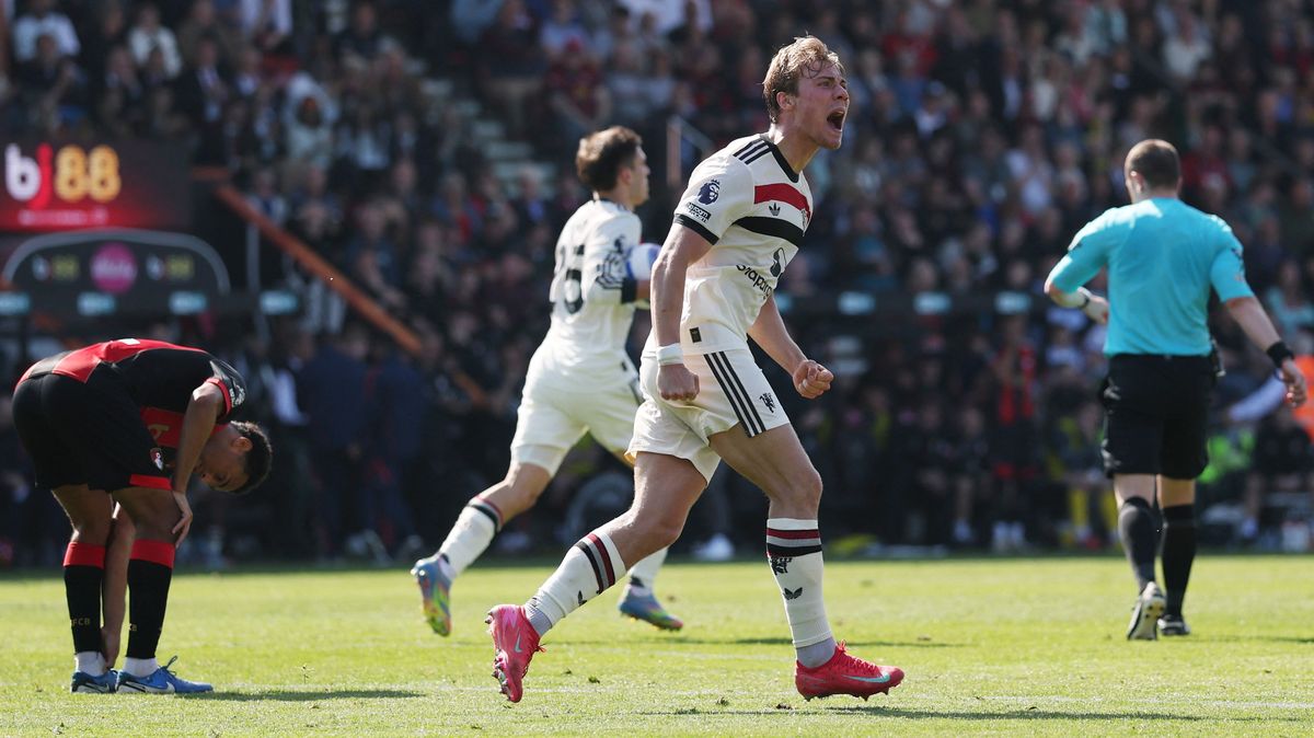 Manchester United v nastavení zachránil bod za remízu s Bournemouthem