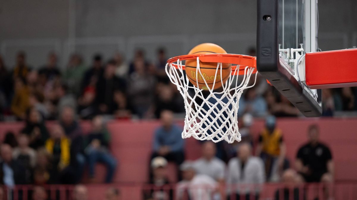 Basketbalisté Olomoucka vyřadili ve čtvrtfinále Opavu, o finále si zahrají s Nymburkem