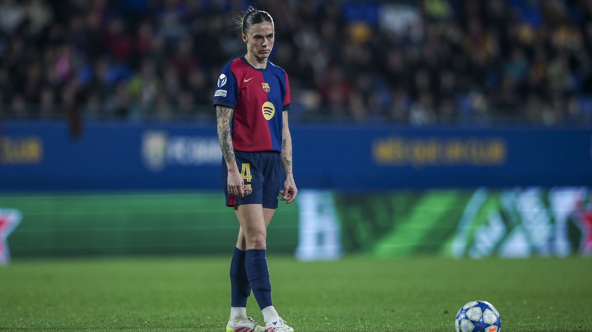 Fotbalistka Barcelony dostala distanc za sáhnutí soupeřce do rozkroku
