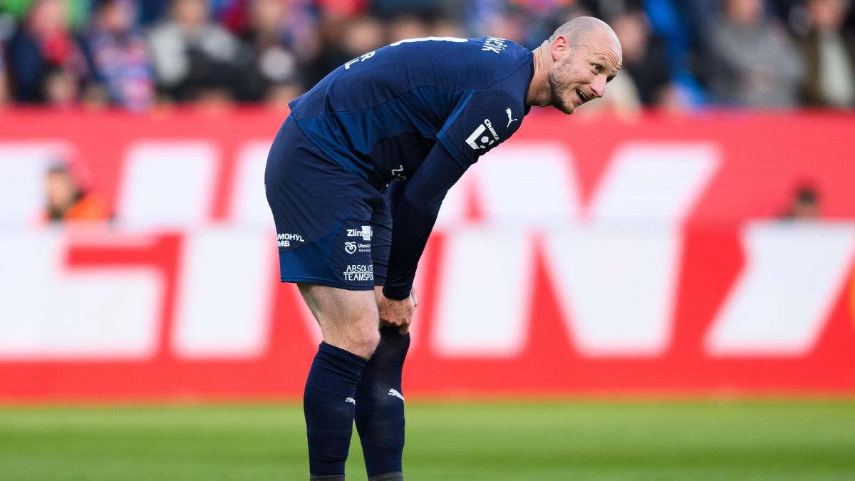 Krmenčíkův návrat do Plzně: střídání o půli, nadávky fanoušků