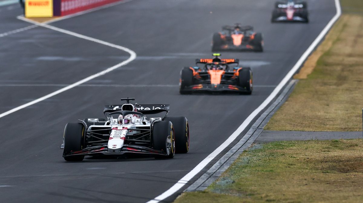 Verstappen popíchl jezdce McLarenu. Závodit ve vašem voze, tak byste mě ani neviděli