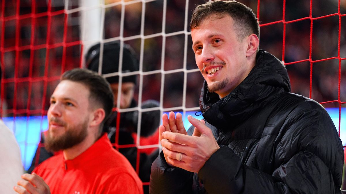 Táta má bebí. Slavia vypustila dokument o návratu miláčka tribun