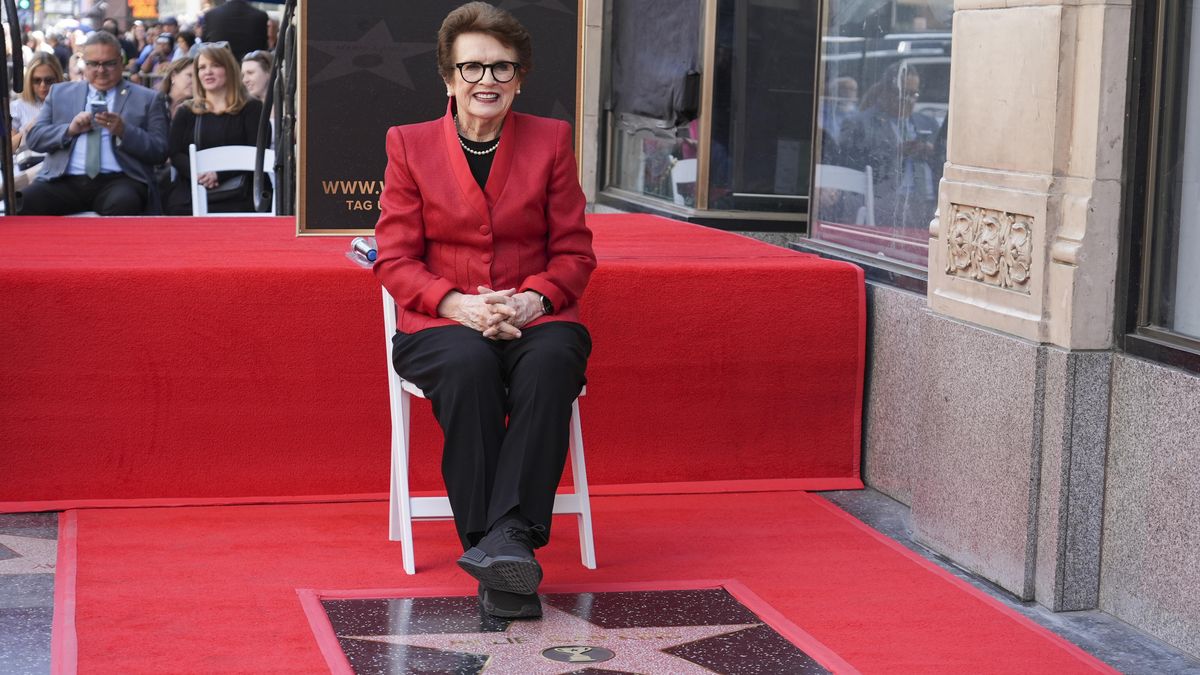 Tenisová legenda Kingová má hvězdu na hollywoodském chodníku slávy